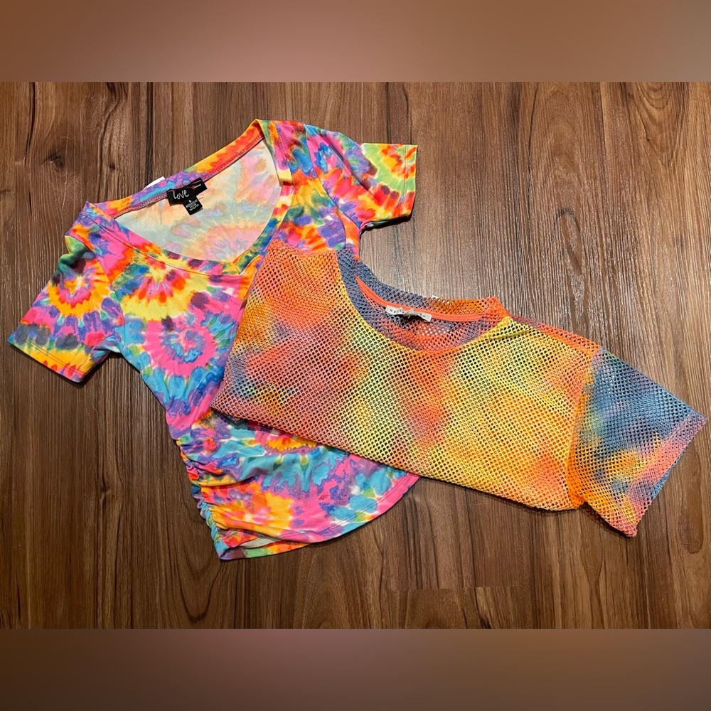 New 2 Piece Tie-Dye Mesh & Short Sleeve Shirt / Top Bundle - S
